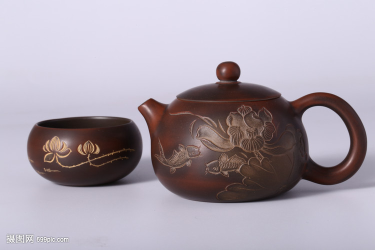 匠心與美顏 紫砂茶具與化妝品的藝術(shù)對話